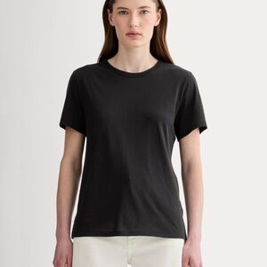 NWT: Everlane Women's Slim Air T-Shirt in Black, Size Medium